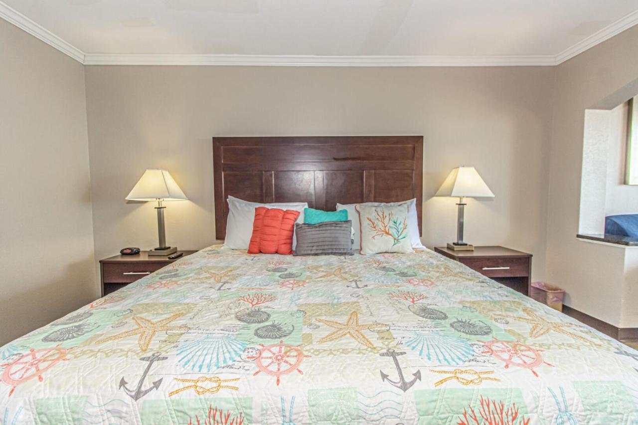Ocean View King Suite With Modern Decor And Accents - Caravelle Resort 605 Sleeps 4 Guests Myrtle Beach Dış mekan fotoğraf